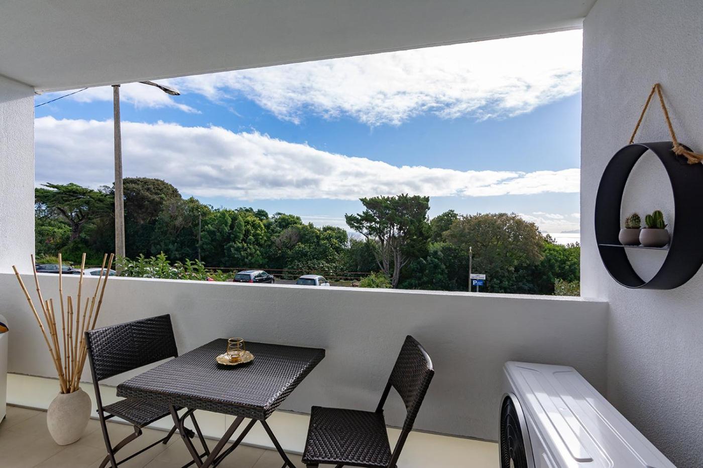 Gate15 Appartement Machico  Buitenkant foto