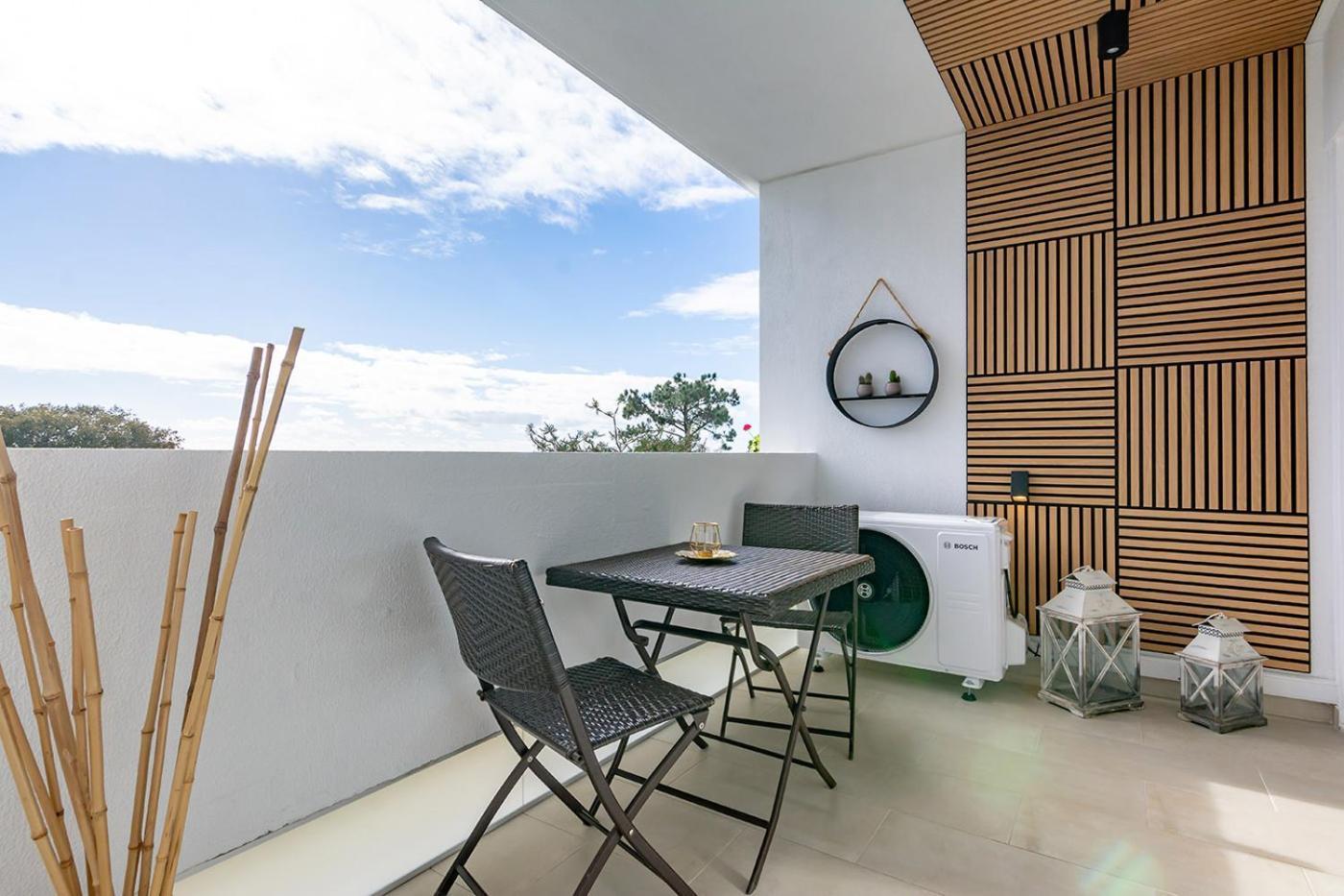 Gate15 Appartement Machico  Buitenkant foto